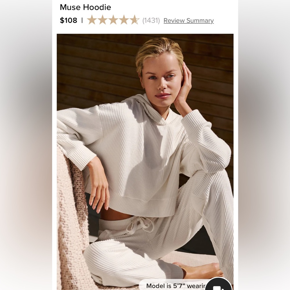 Alo Lounge set - NEVER worn